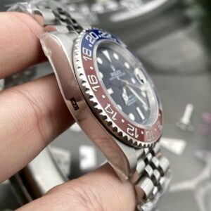 Rolex GMT-Master II 40mm 126710BLRO “Pepsi” Jubilee GMT Uhr - Produktbild - Bild 5