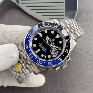 Rolex GMT-Master II 40mm Schwarz Dial 126710BLRO Jubilee GMT Uhr - Produktbild - Bild 4
