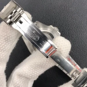 Rolex GMT-Master II 40mm Dial Schwarz 126710 GMT Uhr - Produktbild - Bild 9