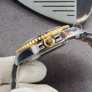 Rolex GMT-Master II 40mm Dial Schwarz 126710BLRO-0001 GMT Uhr - Produktbild - Bild 7