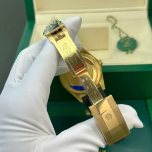 Rolex Sky-Dweller 42 mm Champagner Dial 336238 Weltzeituhr - Produktbild - Bild 13