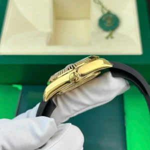 Rolex Sky-Dweller 42 mm Champagner Dial 336238 Weltzeituhr - Produktbild - Bild 9