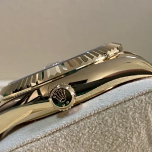 Rolex Sky-Dweller 42 mm Champagner Dial 336938 Weltzeituhr - Produktbild - Bild 6