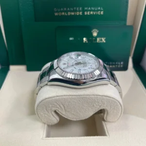 Rolex Sky-Dweller 42 mm Intensiv Weiss Dial 336934 Weltzeituhr - Produktbild - Bild 5