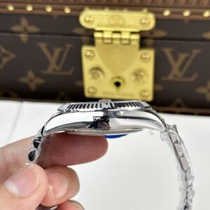 Rolex Sky-Dweller 42 mm Mint Gruen Dial 336934 Jubilee Weltzeituhr - Produktbild - Bild 6